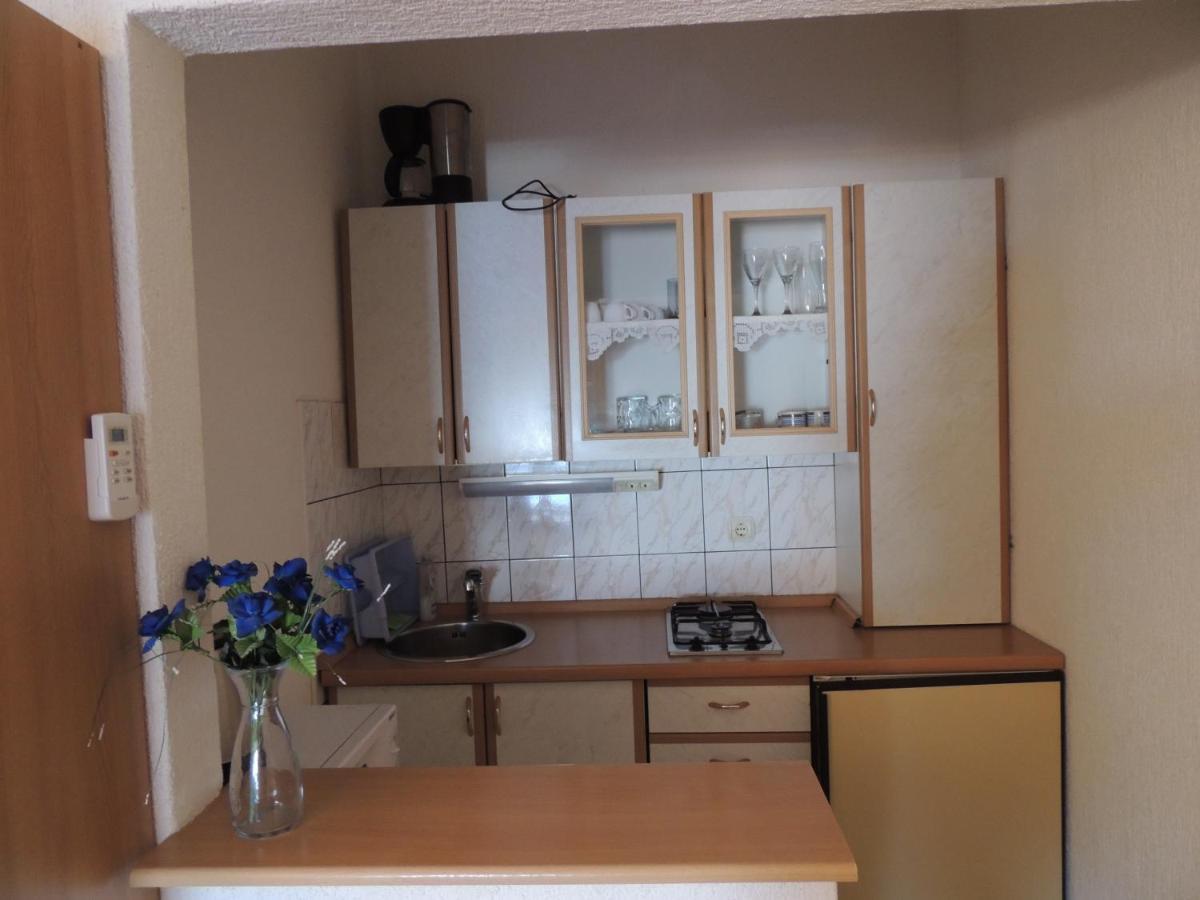 Apartman Husic Pag Town Kültér fotó