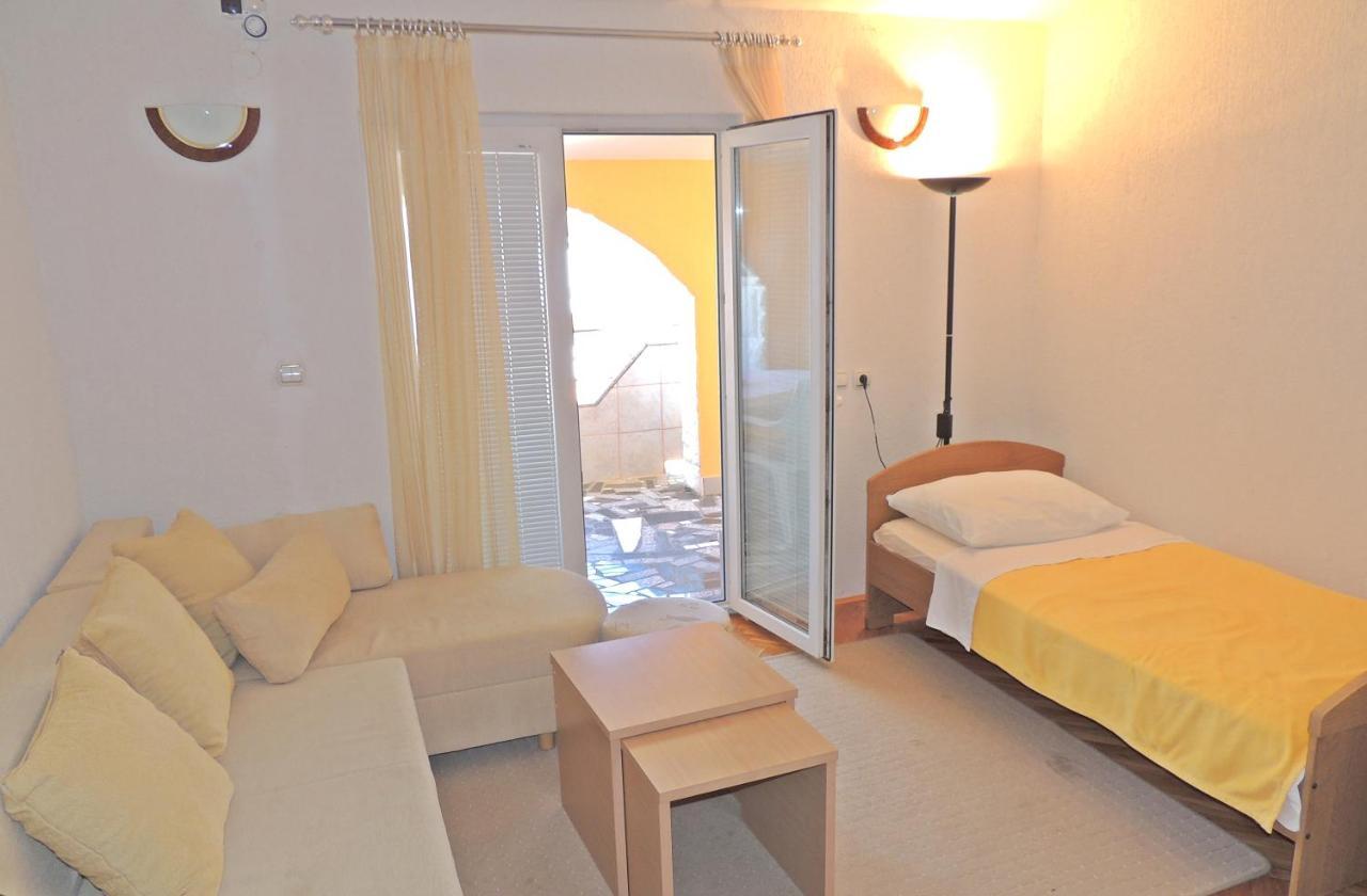 Apartman Husic Pag Town Kültér fotó