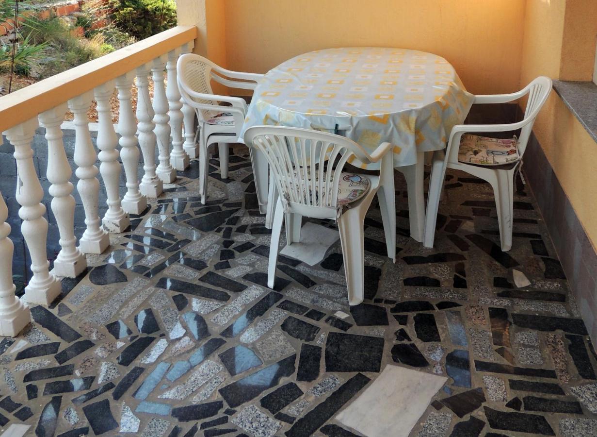 Apartman Husic Pag Town Kültér fotó